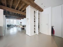 Beautiful unfurnished loft with courtyard in Brussels