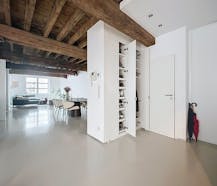 Beautiful unfurnished loft with courtyard in Brussels