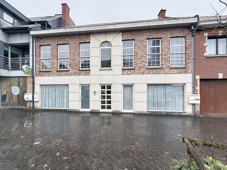 2 slaapkamer appartement in centrum Kruishoutem te huur
