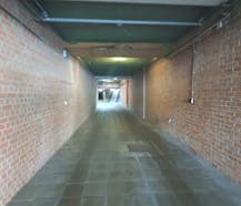 TE HUUR: autostaanplaats nabij het centrum van Hasselt
