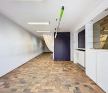 Commercial property (approx. 233 m²) with courtyard in the center of Lokeren