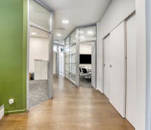 Handelspand met woonst op locatie te koop in centrum Waregem