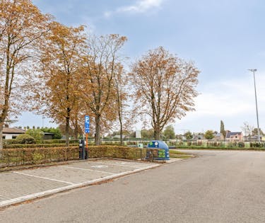 Halfopen woning met 4 slpk en mooie tuin te koop in Kapellen
