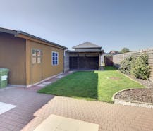 Woning met 3 slaapkamers en tuin te huur in Boezinge