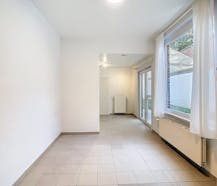Duplex-appartement met 1 kamer en stadstuin in centrum Ieper