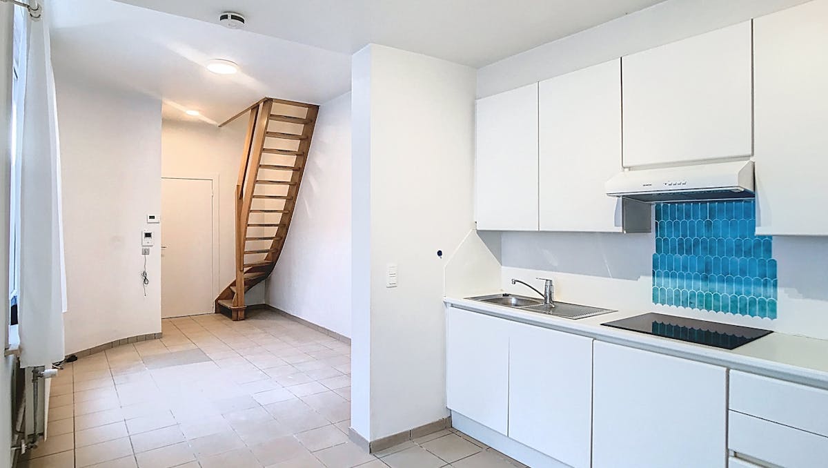 Duplex-appartement met 1 kamer en stadstuin in centrum Ieper