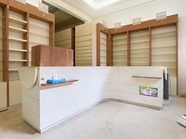 Handelspand met woning te koop in Borgerhout