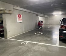 Ruime staanplaats nr°8 te huur Marie Popelinplantsoen