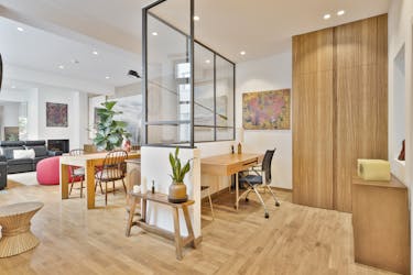 Spacious 2-bedroom apartment for sale in Koekelberg!