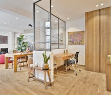 Ruim 2 slaapkamer appartement te koop in Koekelberg!