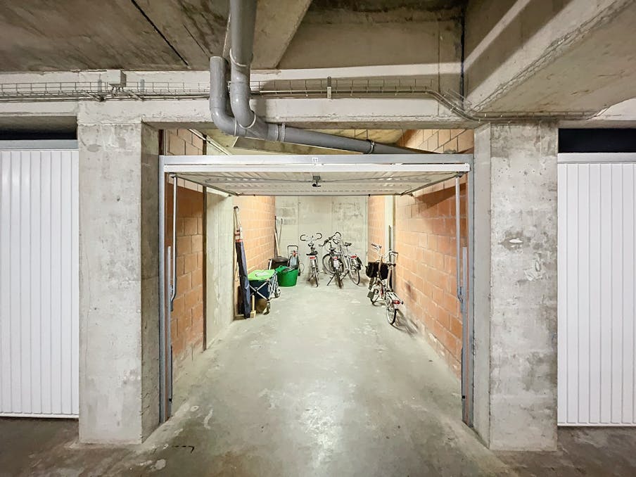 Garagebox (16 m²) te koop vlakbij Ster Der Zee in Koksijde.