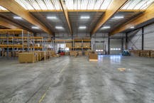Bedrijfsgebouw te huur in Deerlijk
