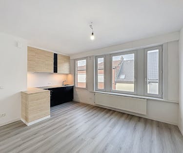 Gerenoveerd duplexappartement met 1 slaapkamer te huur in Hoboken
