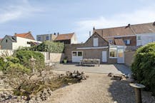 Handelspand met instapklare woning te Sint-Denijs