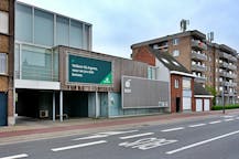 Kantoor met loft en ruime parking te koop in Roeselare