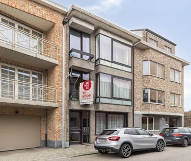 Opbrengsteigendom te koop in Geel met 3 appartementen