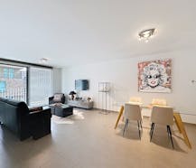 Appartement met twee slaapkamers en ruim terras te Brugge