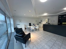 Instapklare kantoor- of handelsruimte van ca. 60 m² op toplocatie in Kermt