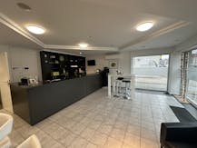 Instapklare kantoor- of handelsruimte van ca. 60 m² op toplocatie in Kermt