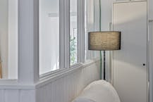 Ruim handelsgelijkvloers (ca 96m²) te huur centrum Antwerpen