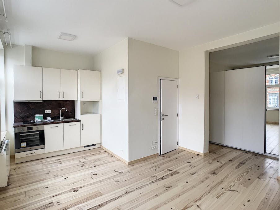 ULB area | Nice renovated 1bedroom apartment