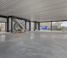 Nieuwbouwmagazijn van ca. 200 m² met kantoor in Wevelgem