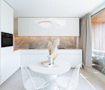 Luxe appartement te te koop vlak aan de Zeedijk!