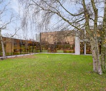 Kantoorgebouw op toplocatie met private parking