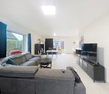 Woning te huur met dubbele garagebox in Oostende