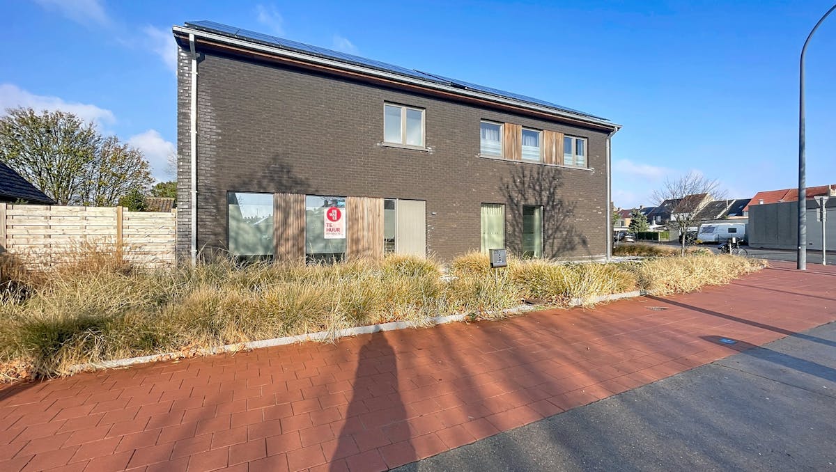 Woning te huur met dubbele garagebox in Oostende