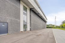 Bedrijfsgebouw te huur in Deerlijk