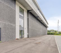 Bedrijfsgebouw te huur in Deerlijk