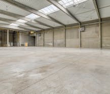 Bedrijfsgebouw te huur in Deerlijk