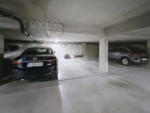 Autostaanplaats gelegen in Strombeek-Bever