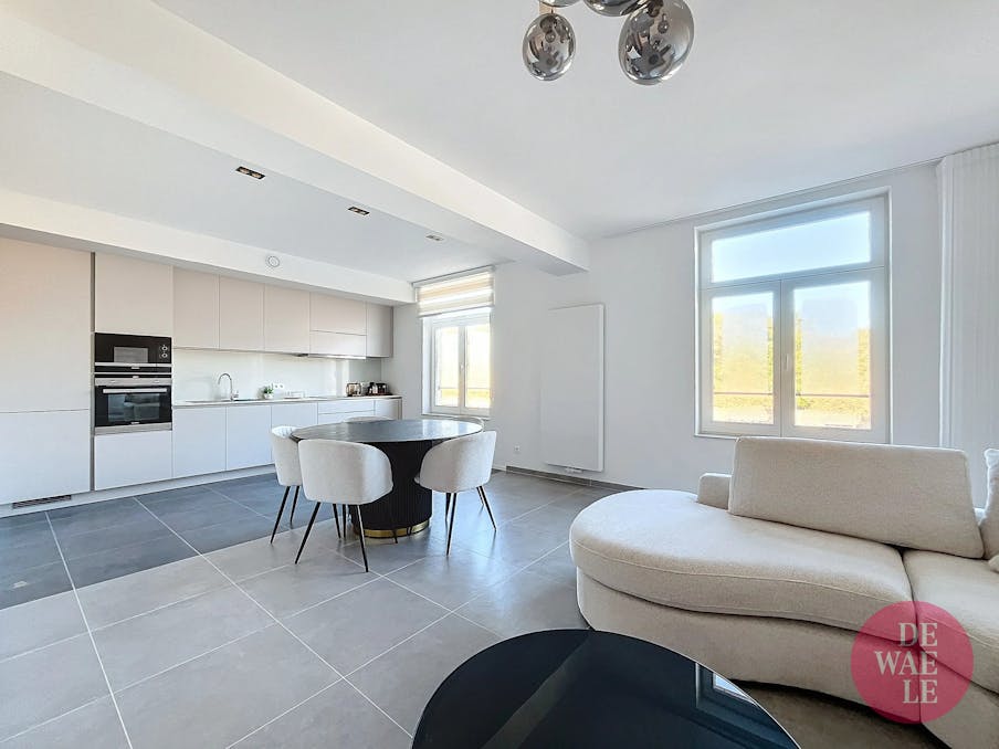 Prachtig nieuw gemeubeld appartement met 2 Slaapkamers