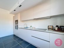 Prachtig nieuw gemeubeld appartement met 2 Slaapkamers