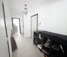 Verzorgd appartement met 3 slaapkamers en garage te huur in Veurne