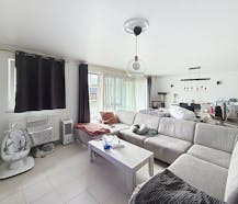 Verzorgd appartement met 3 slaapkamers en garage te huur in Veurne