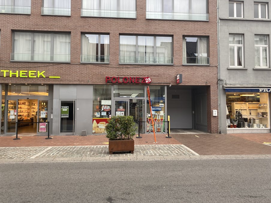 Handelspand van ca. 750 m² in het centrum van Roeselare